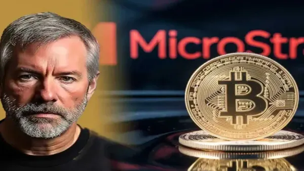Michael Saylor, PDG de MicroStrategy, et un Bitcoin, symbolisant son investissement massif dans la cryptomonnaie.